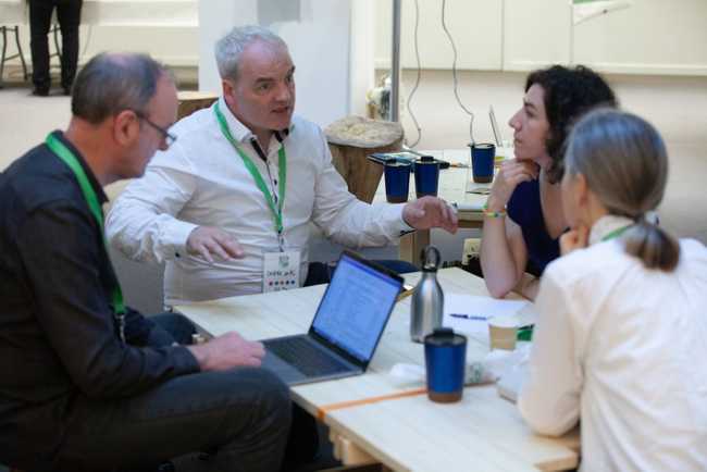 Group with one Computer